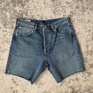 Levi’s 501 93’ Cut-Off Jean Short